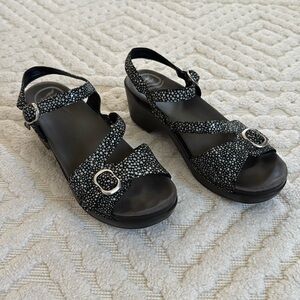 Dansko Sandi Wedge Sandals Black Silver Dot Comfort Shoes EU 40 US 9.5/10 Basic